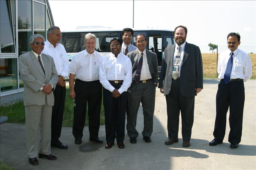 Delegation photograph with European technology partners