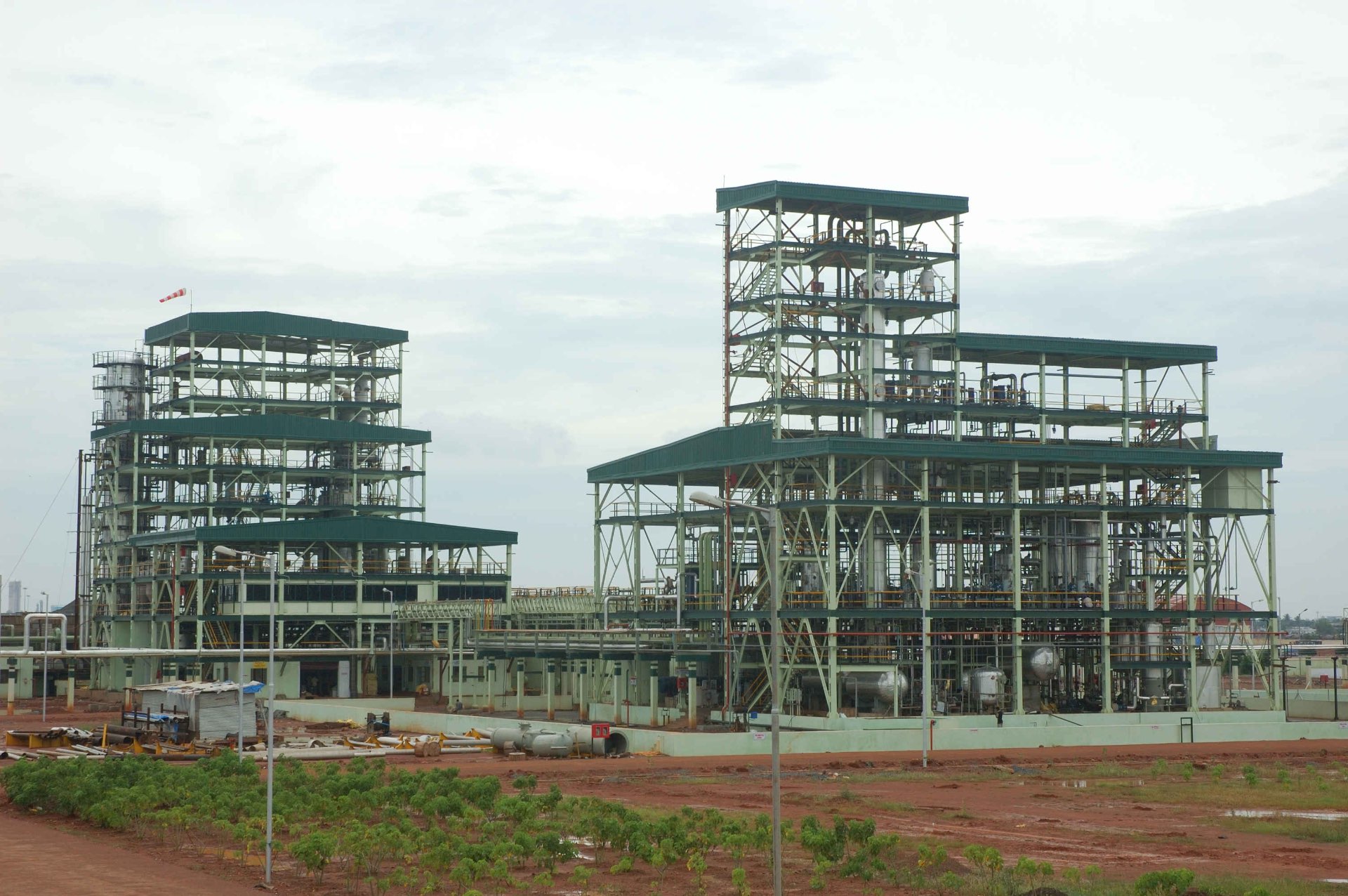 World's largest de-acidification column for high-FFA used oils at Naturol BioEnergy